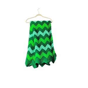 Chevron Green Variegated Crochet Blanket 55 x 62 throw Vintage